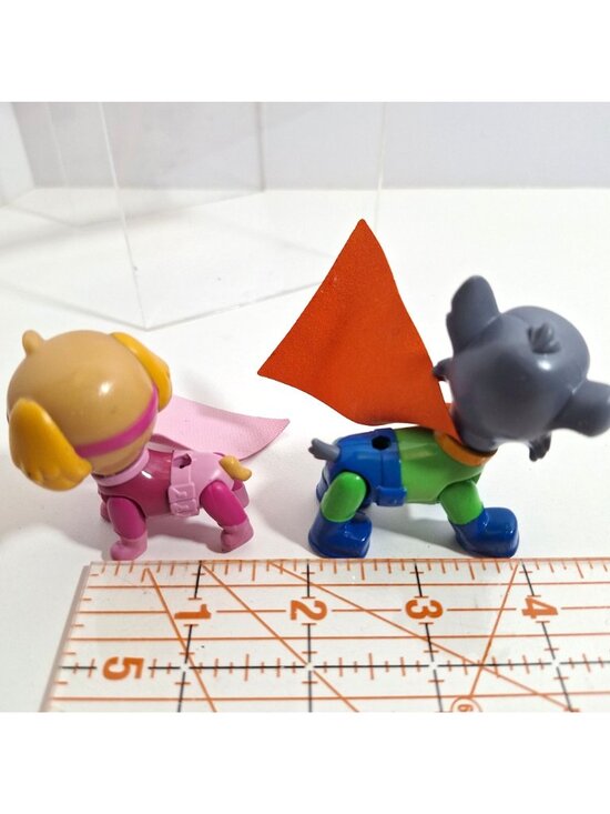 Paw Patrol Super Pups Action Figures Set Skye And Rocky Mini Figures With Capes - Picture 14 of 16